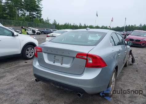 2013 Volvo S60 T5 из США, поврежденный, VIN YV1612FH6D2175986
